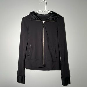 Lululemon Jacket // Black // Size 4